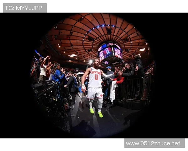 全面爆发!巴恩斯近四场场均21.8分7.5篮板5.3助攻2.3盖帽 全面爆发!巴恩斯近四场场均21.8分7.5篮板5.3助攻2.3盖帽